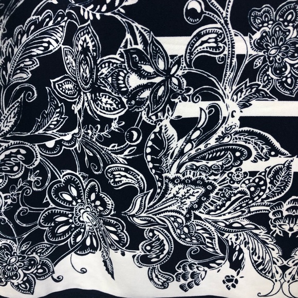 Striped floral shift dress 1X - Picture 5 of 8